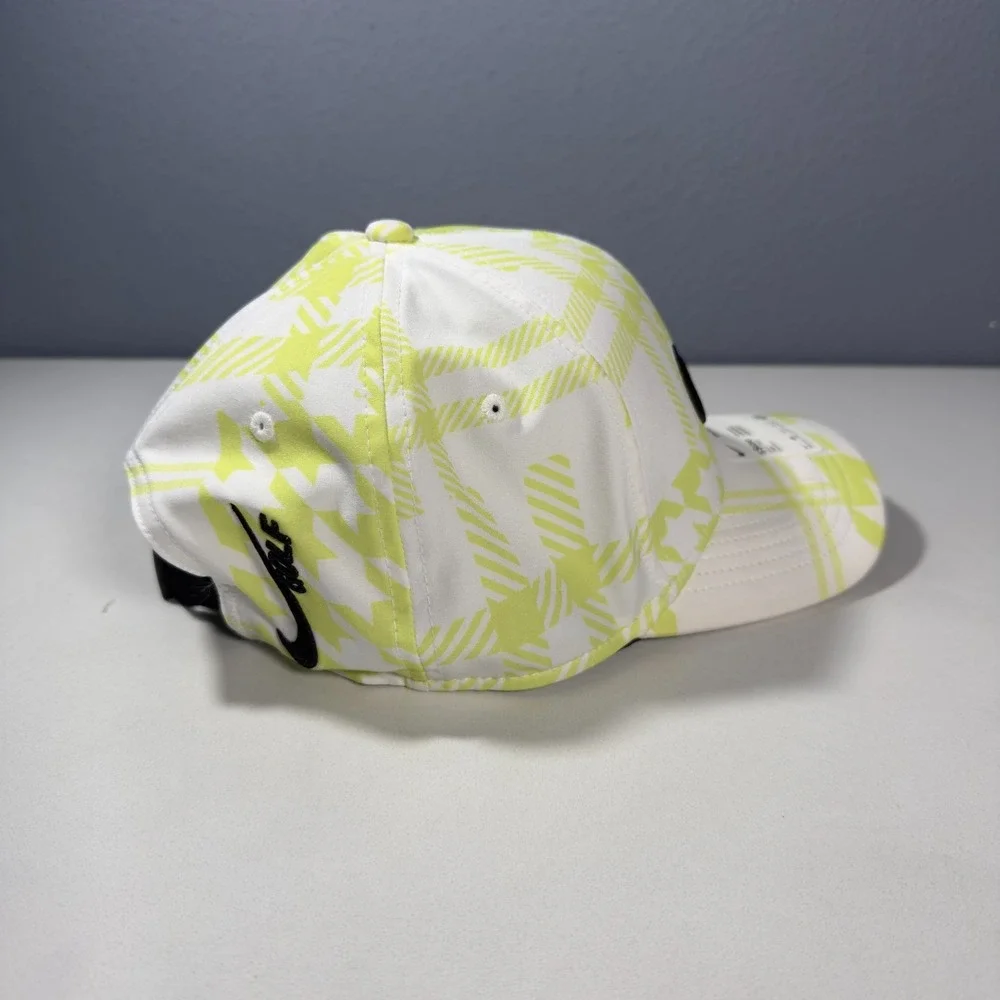 Nike Arobill CLC99 Cap DA3386 Lightweight Sweat-wicking Fabric Classic Plaid NWT